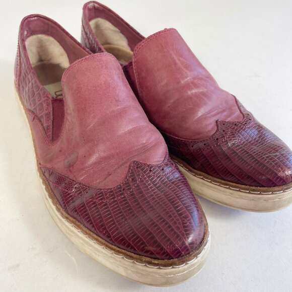 UGG Australia Hadria Croc Embossed Red Leather Loafers Women’s Size 7 Slip On - Picture 5 of 9